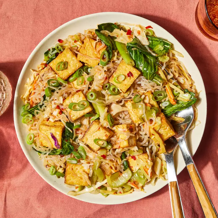 Tofu and Shirataki Noodle Stir-Fry: A Healthy and Delicious Recipe
